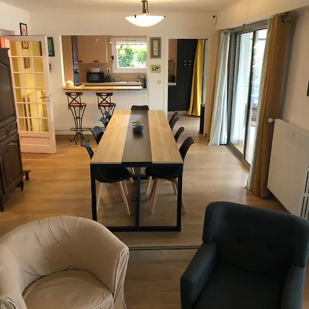 200m 5 Avec Piscine Et Garage Aix-les-Bains