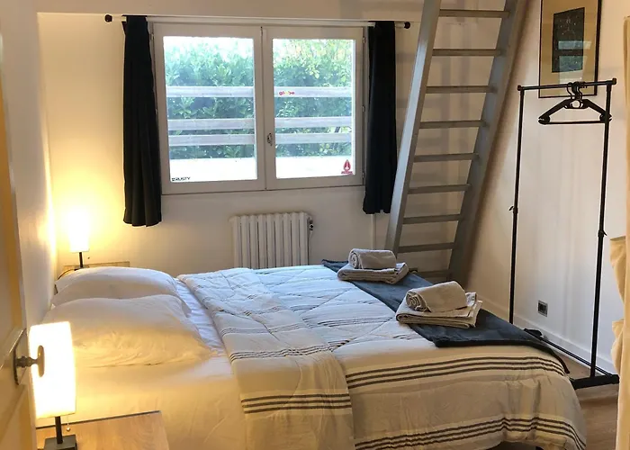 Prune 200m 5 Avec Piscine Et Garage ヴィラ エクスレバン