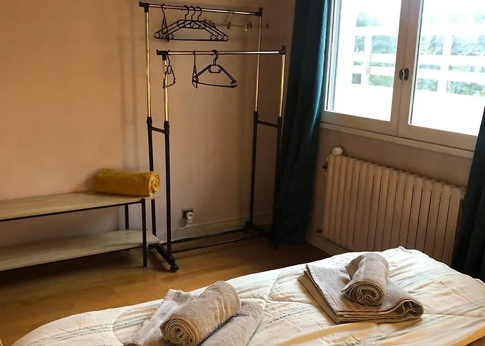 Prune 200m 5 Avec Piscine Et Garage * エクスレバン